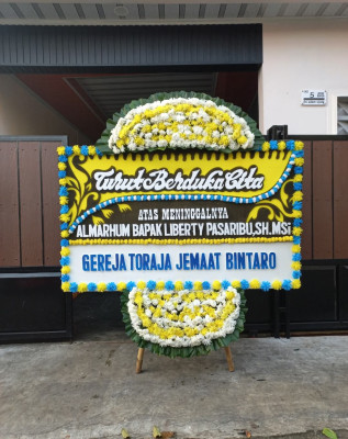 Papan Bunga Duka di Teluk Dalam